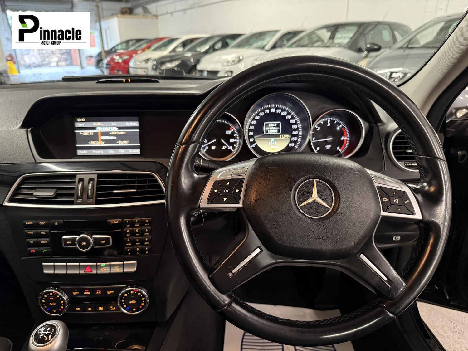Used Mercedes-Benz C Class 2012 for sale - 76830450: Photo 2