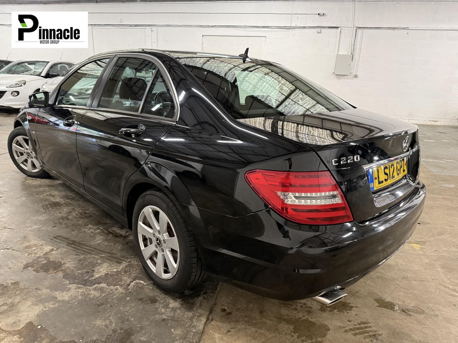 Used Mercedes-Benz C Class 2012 for sale - 76830450: Photo 3