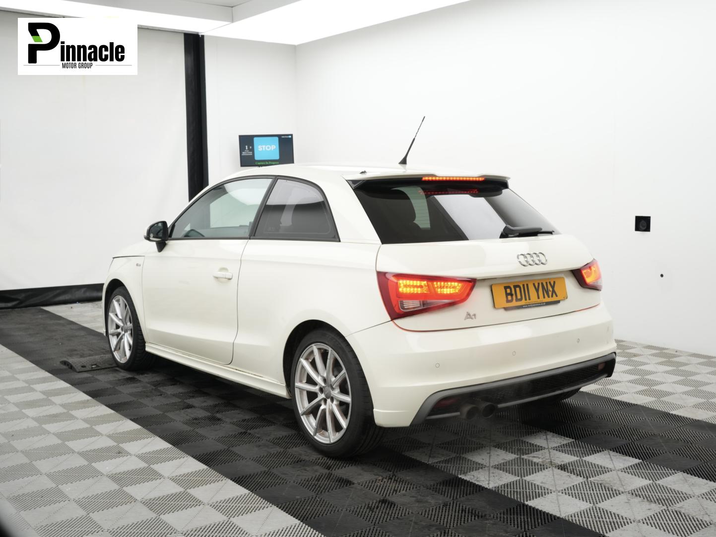 Used Audi A1 2011 for sale - 76726192: Photo 3