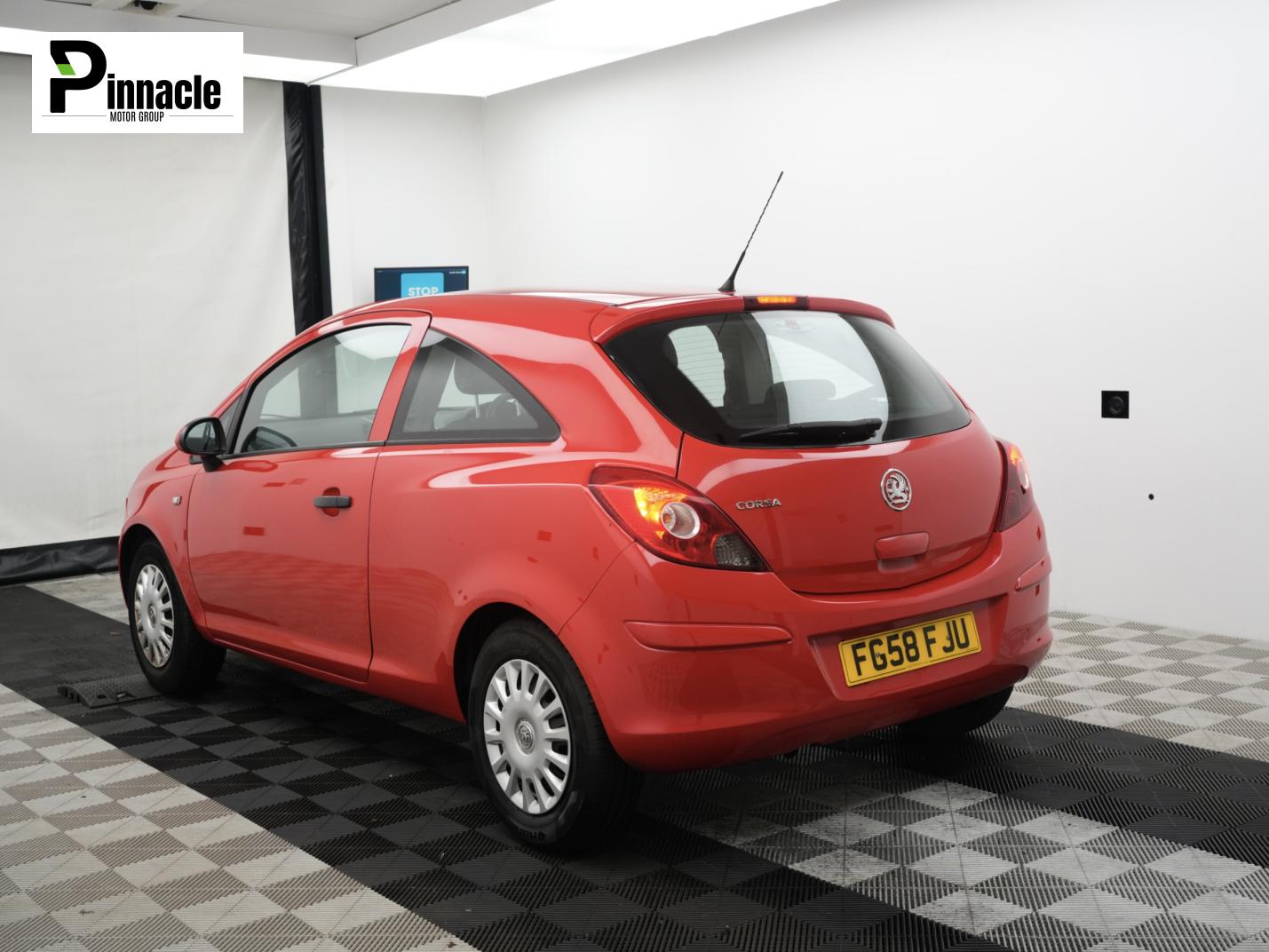 Used Vauxhall Corsa 2008 for sale - 76858997: Photo 3