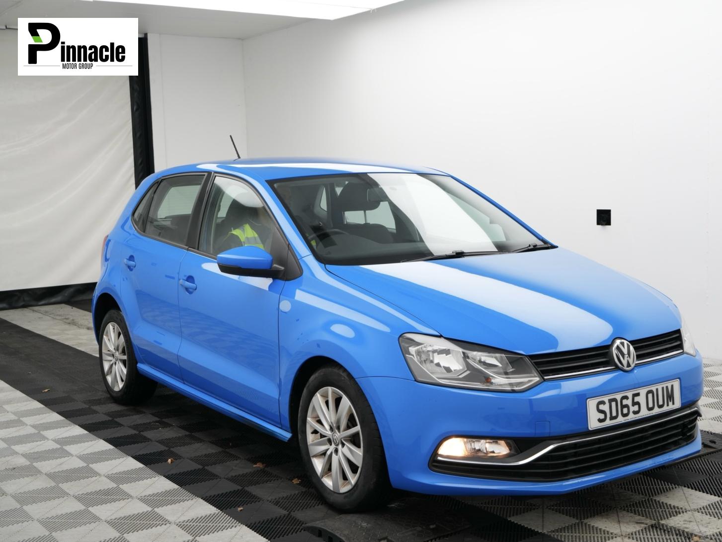 Used Volkswagen Polo 2015 for sale - 76975381: Photo 1