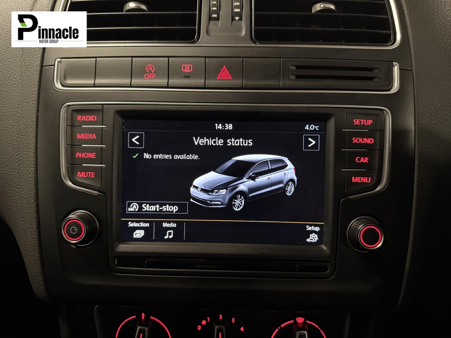 Used Volkswagen Polo 2015 for sale - 76975381: Photo 24