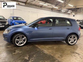 Used Volkswagen Golf 2015 for sale - 76709837: Photo