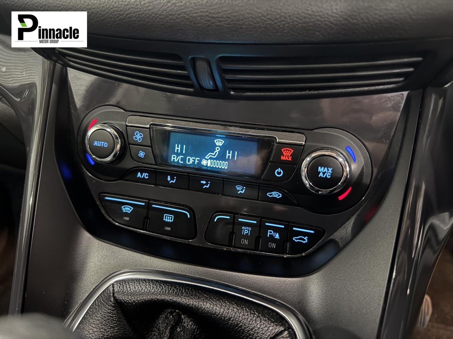 Used Ford Kuga 2014 for sale - 76595473: Photo 27