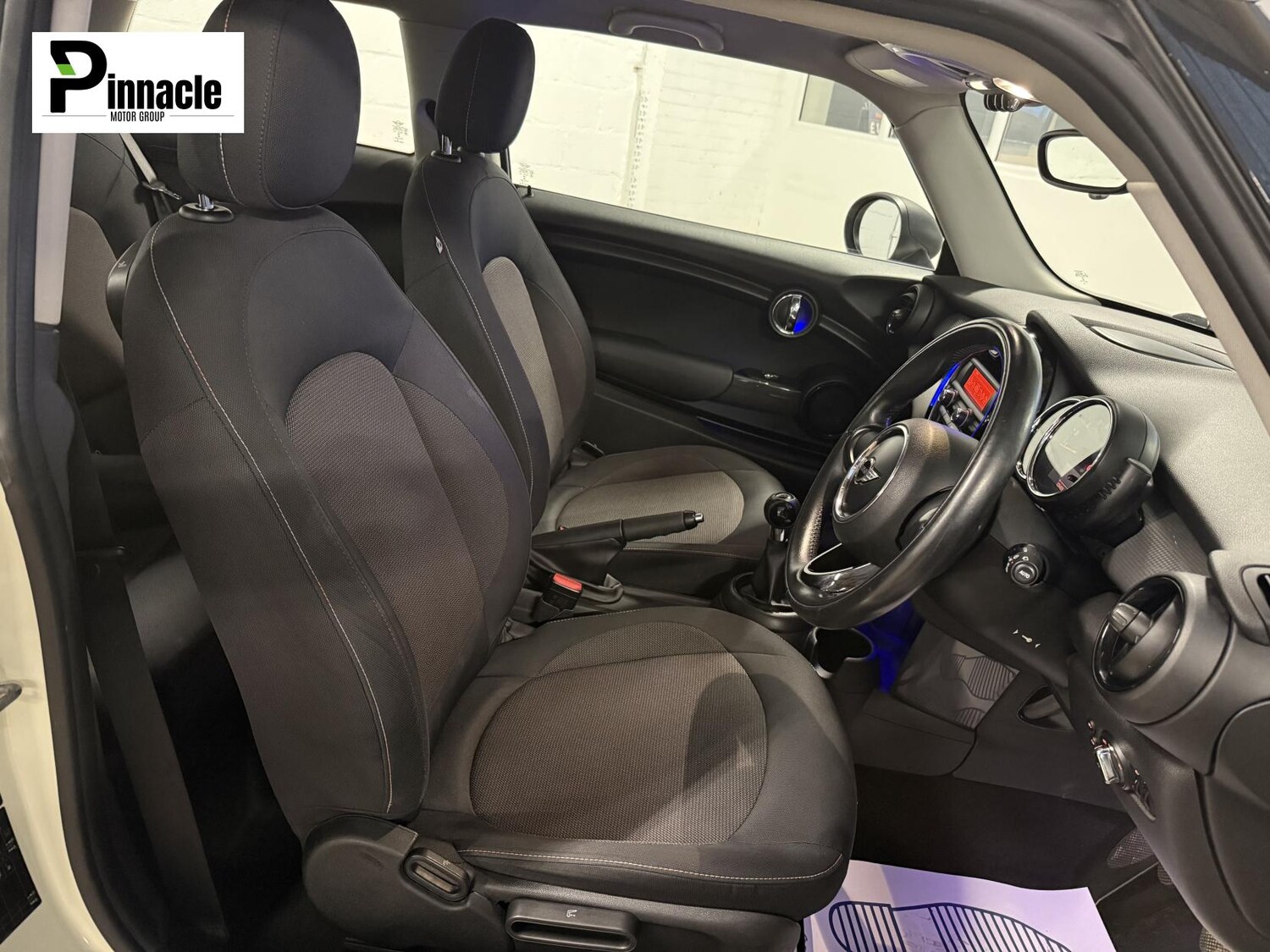 Used MINI Hatch 2014 for sale - 77636315: Photo 16