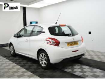 Used Peugeot 208 2014 for sale - 74943758: Photo