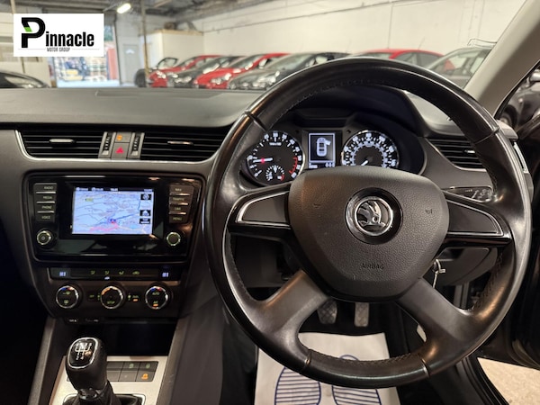 Used Skoda Octavia 2014 for sale - 76213743: Photo 2