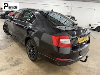 Used Skoda Octavia 2014 for sale - 76213743: Photo