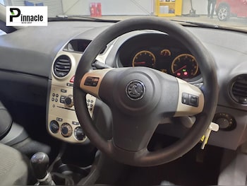 Used Vauxhall Corsa 2009 for sale - 76541747: Photo