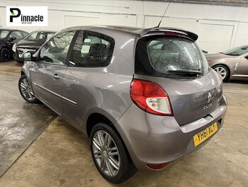 Used Renault Clio 2011 for sale - 77164746: Photo