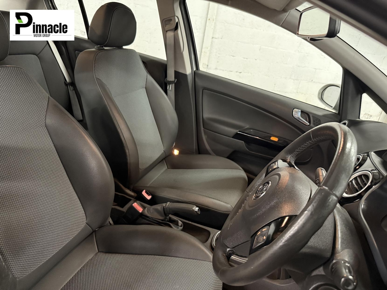 Used Vauxhall Corsa 2008 for sale - 76020171: Photo 2