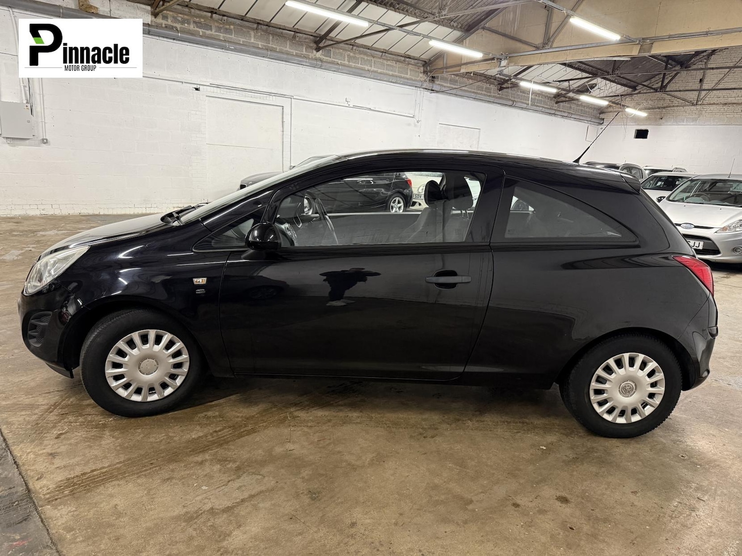 Used Vauxhall Corsa 2011 for sale - 77385614: Photo 4