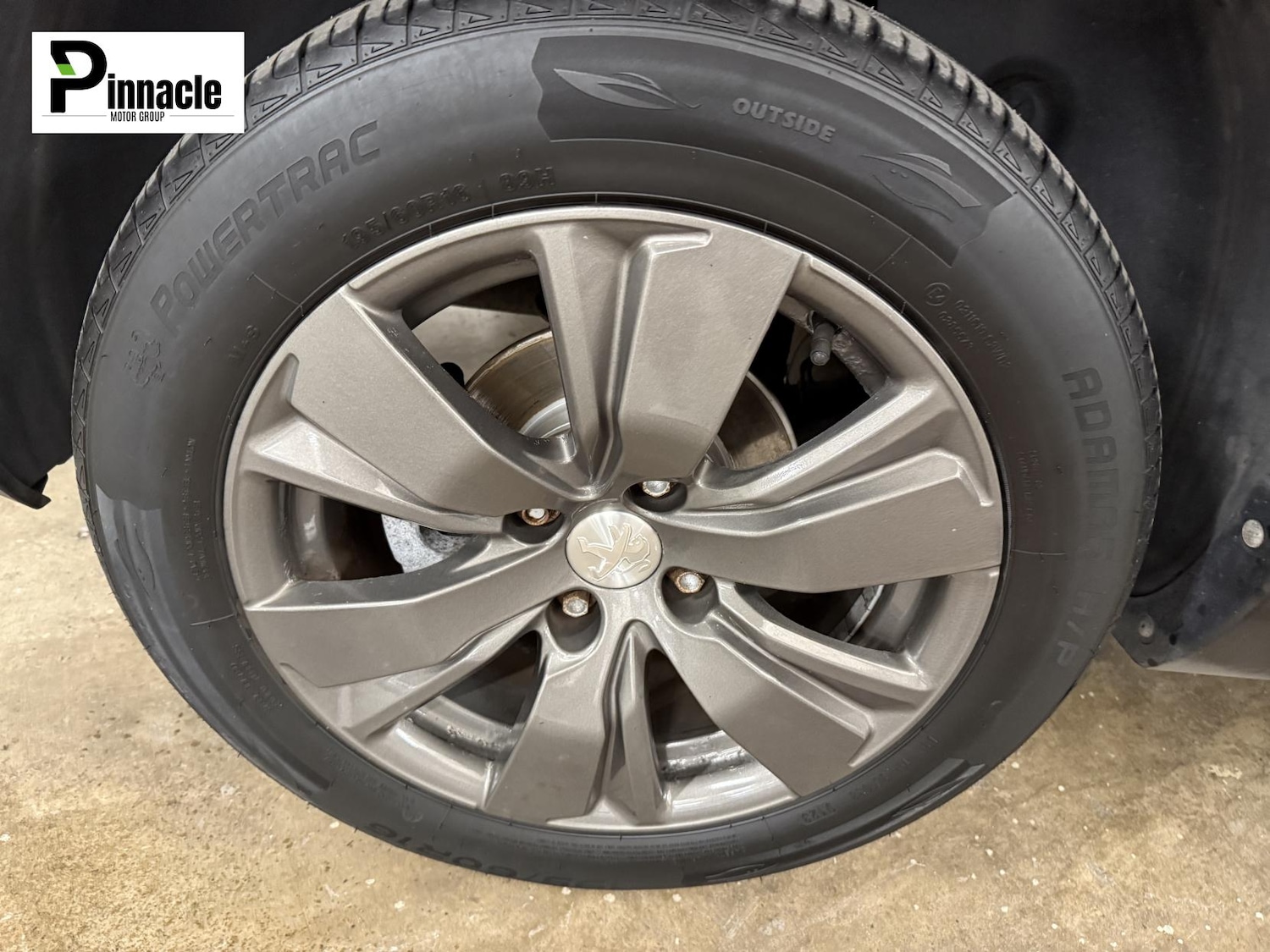 Used Peugeot 2008 2017 for sale - 76249975: Photo 14