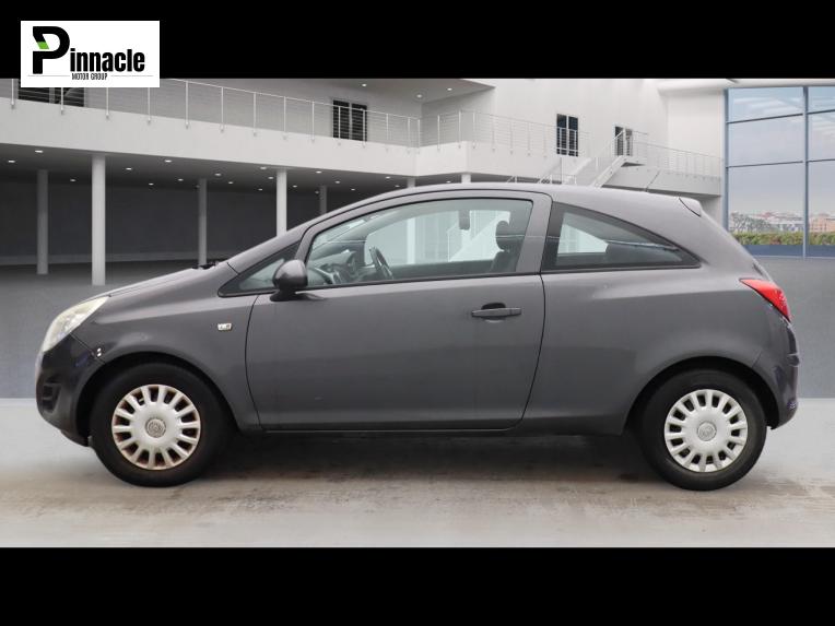 Used Vauxhall Corsa 2012 for sale - 77235607: Photo 3