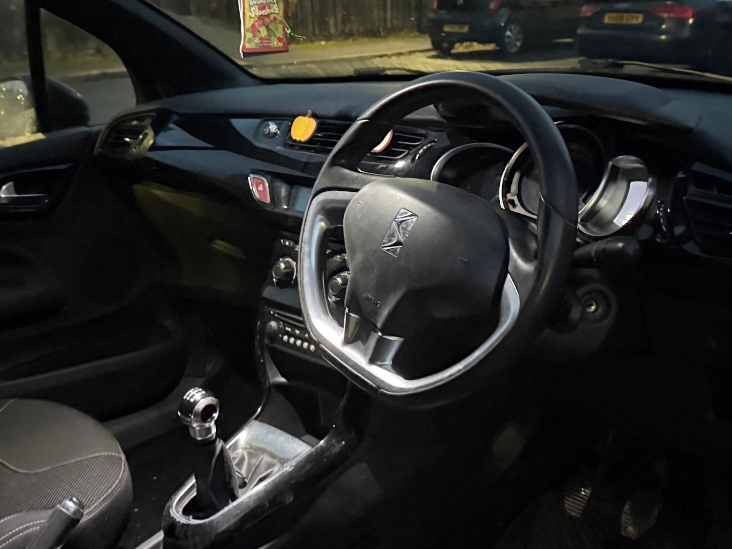 Used Citroen DS3 2013 for sale - 76664606: Photo 3