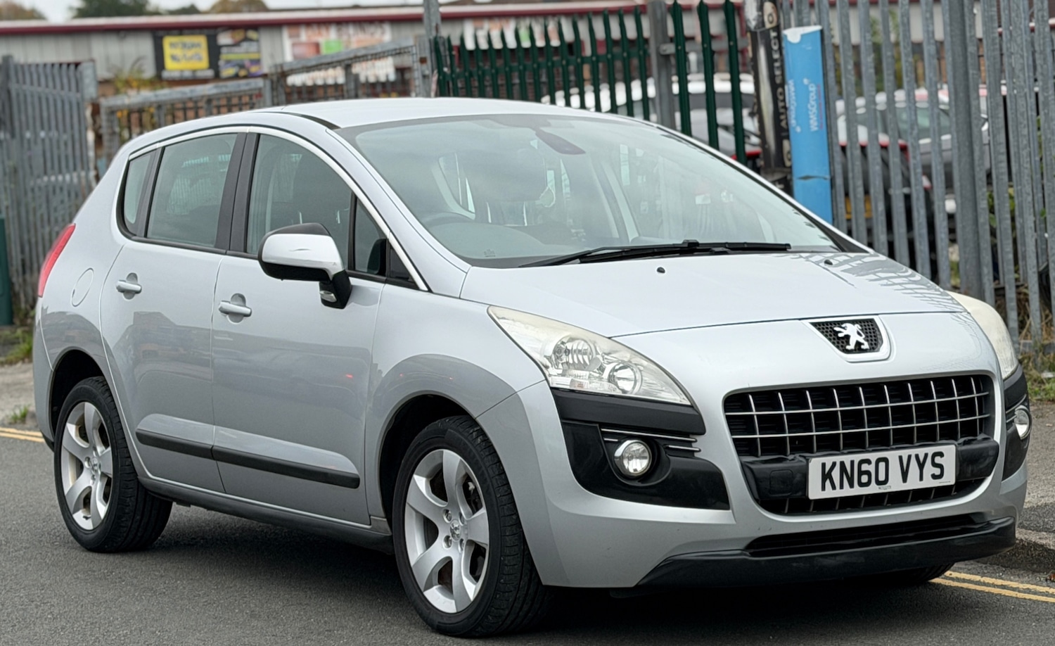 Used Peugeot 3008 2011 for sale - 76302943: Photo 5