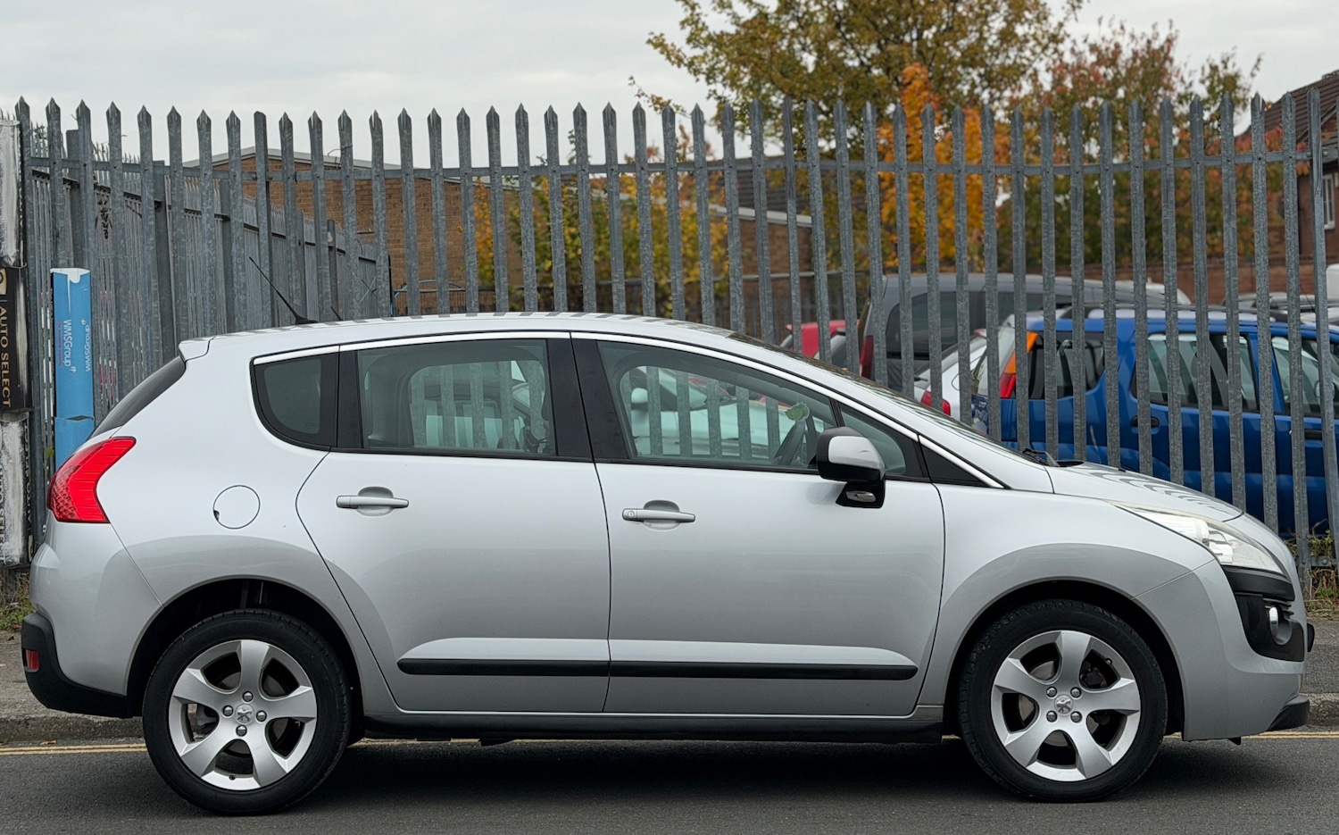 Used Peugeot 3008 2011 for sale - 76302943: Photo 6