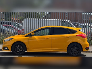 Used Ford Focus 2015 for sale - 79120727: Photo