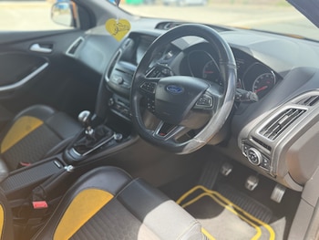 Used Ford Focus 2015 for sale - 79120727: Photo
