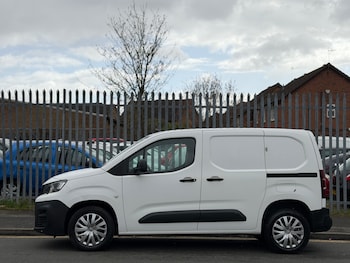 Used Peugeot Partner 2019 for sale - 77704277: Photo
