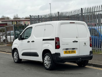 Used Peugeot Partner 2019 for sale - 77704277: Photo