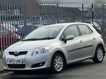 Toyota Auris feature image