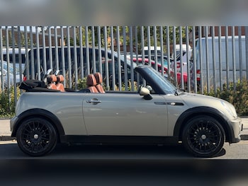 Used MINI Convertible 2007 for sale - 79622887: Photo