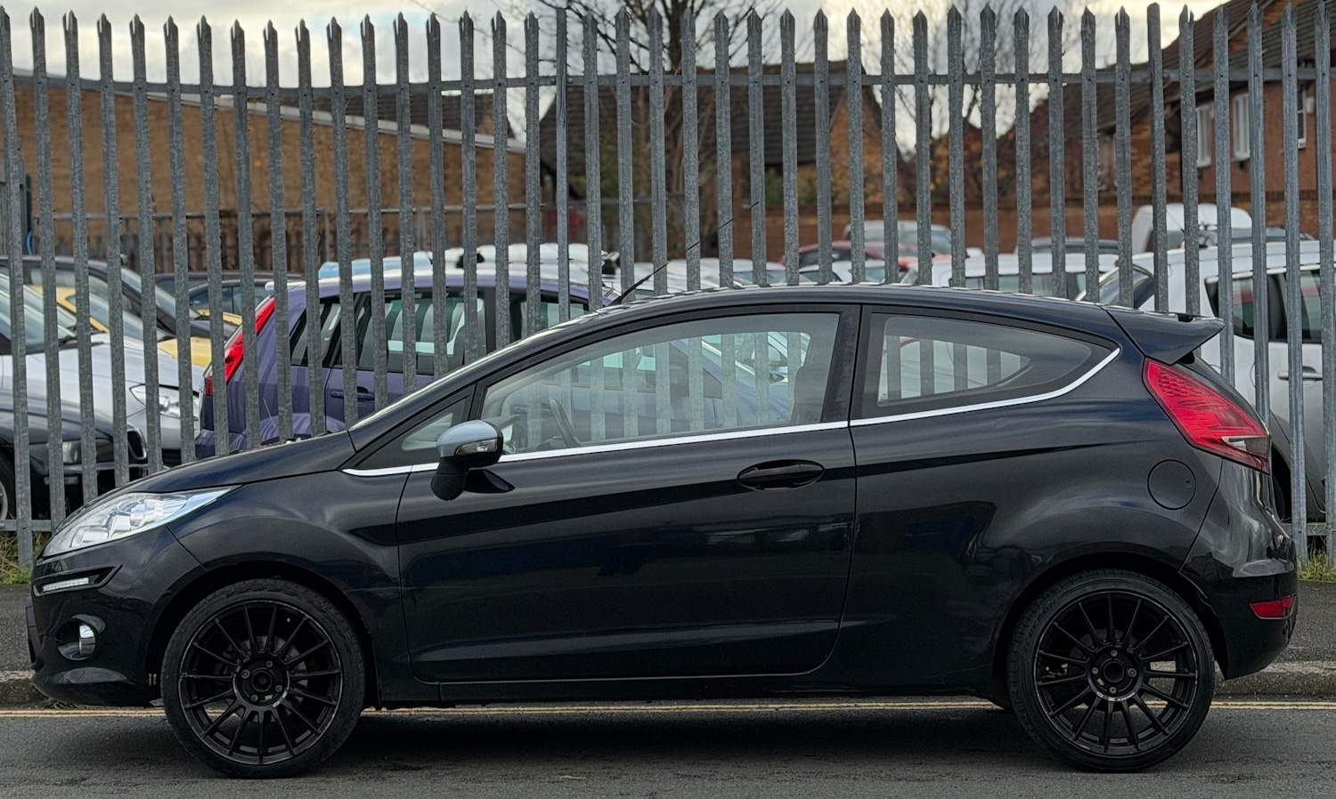 Used Ford Fiesta 2012 for sale - 76519267: Photo 2