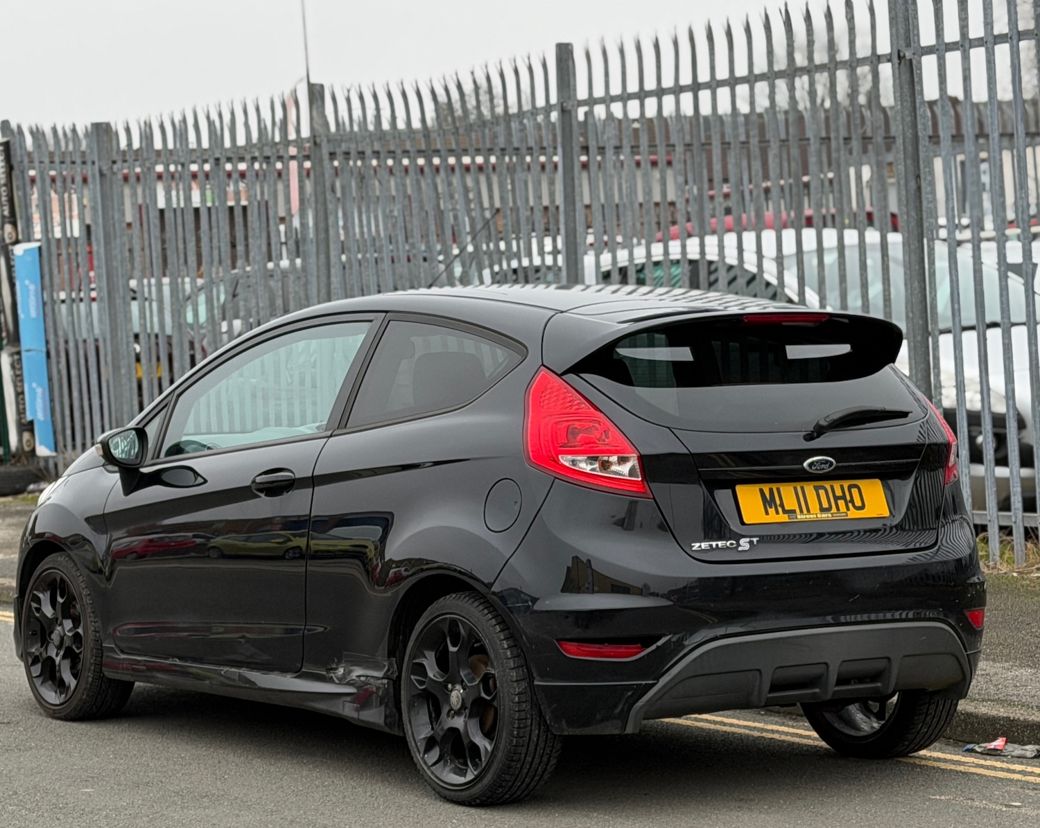 Used Ford Fiesta 2011 for sale - 77421184: Photo 3