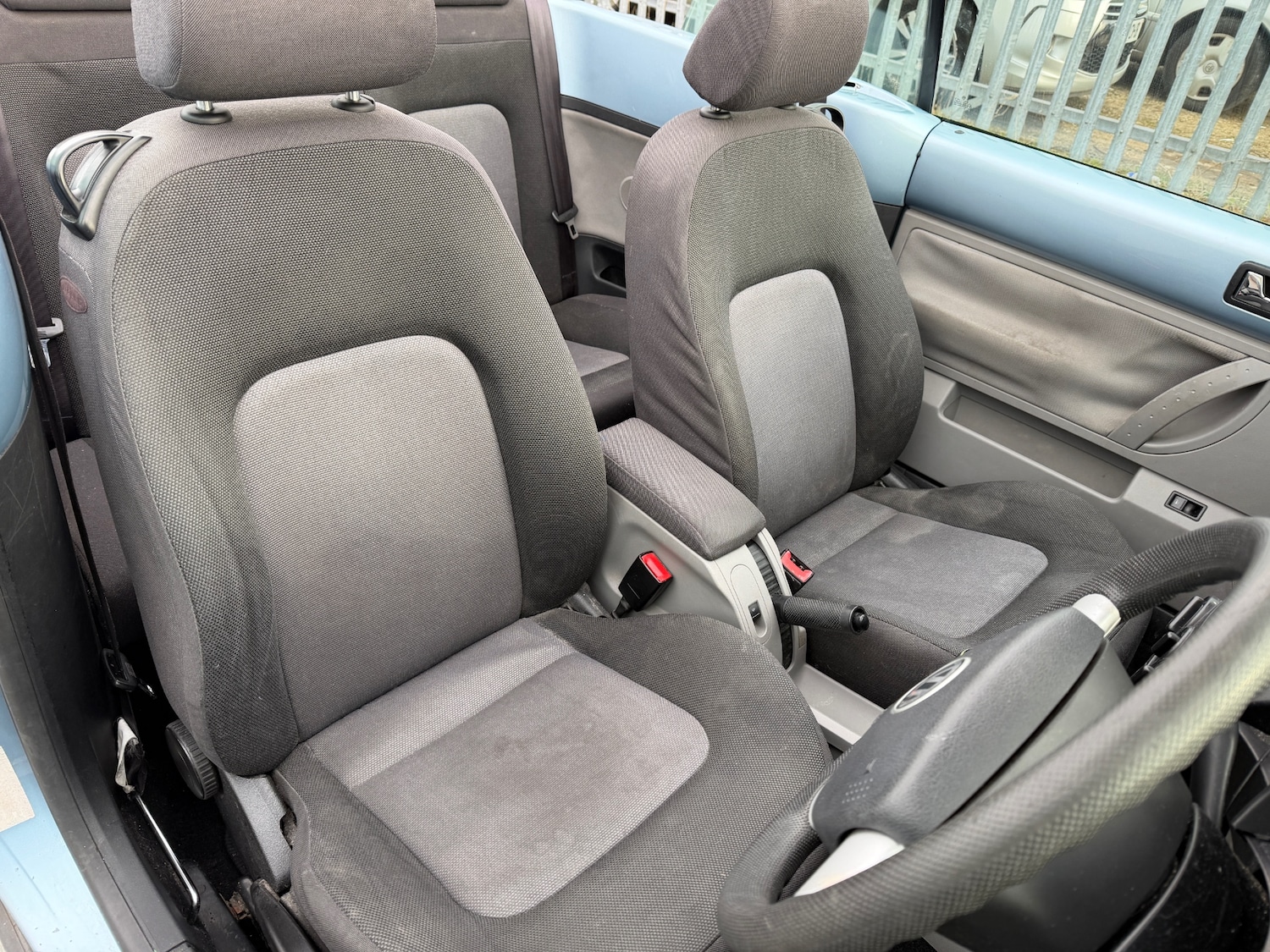 Used Volkswagen Beetle 2005 for sale - 77631293: Photo 4