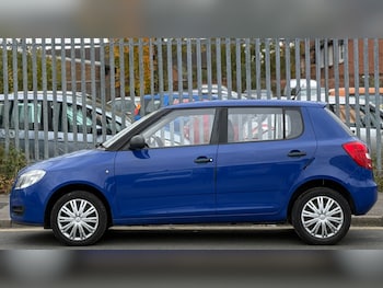 Used Skoda Fabia 2009 for sale - 76232858: Photo 2