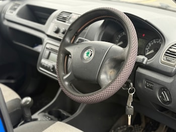 Used Skoda Fabia 2009 for sale - 76232858: Photo 4