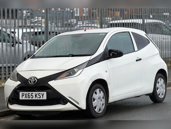 2015 (65) - 1.0 VVT-i X 3dr