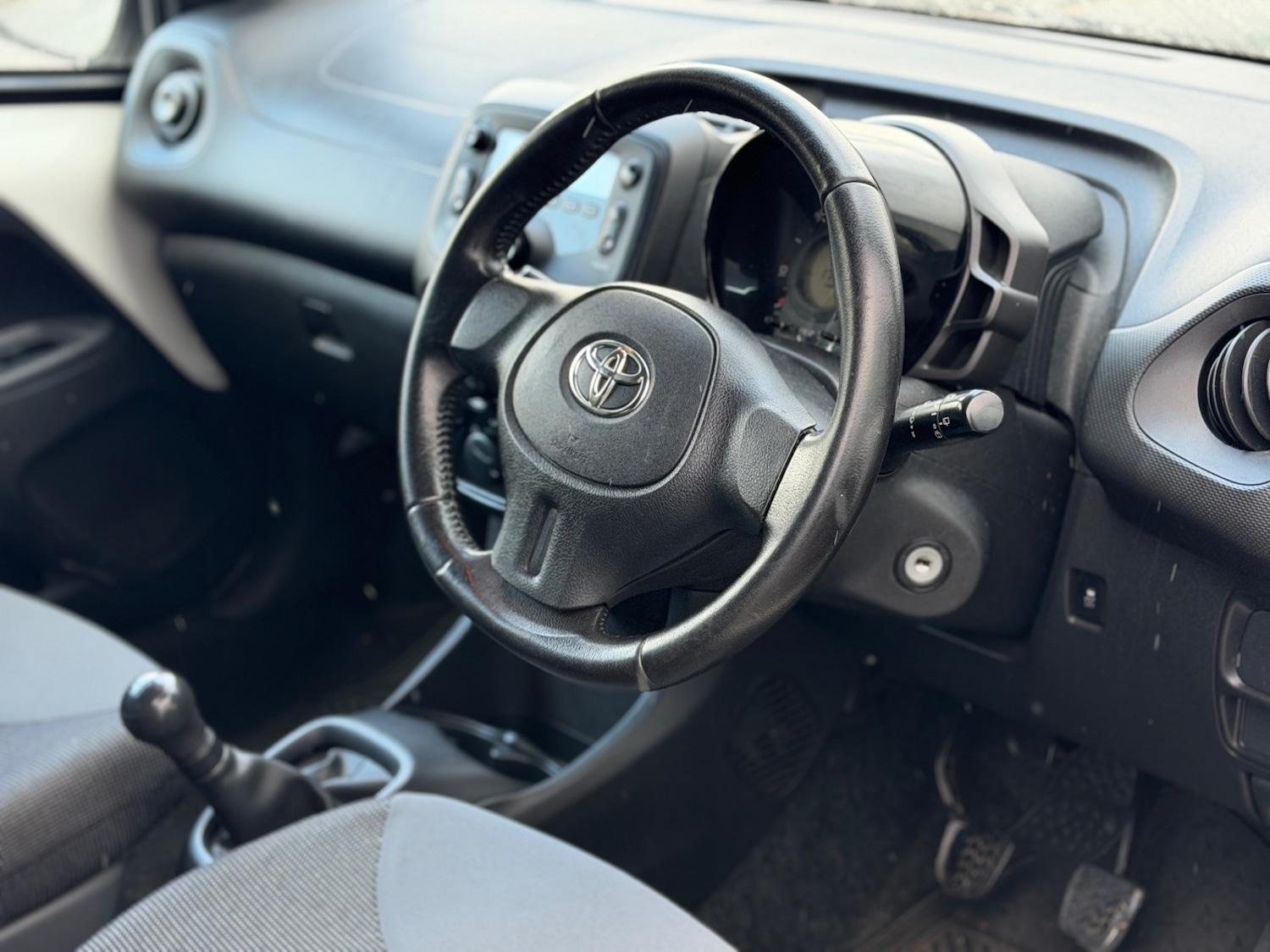 Used Toyota AYGO 2015 for sale - 76690081: Photo 4