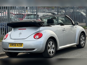 Used Volkswagen Beetle 2006 for sale - 78202516: Photo