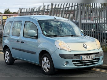 2011 (11) - 1.5 dCi 90 Expression 5dr LHD