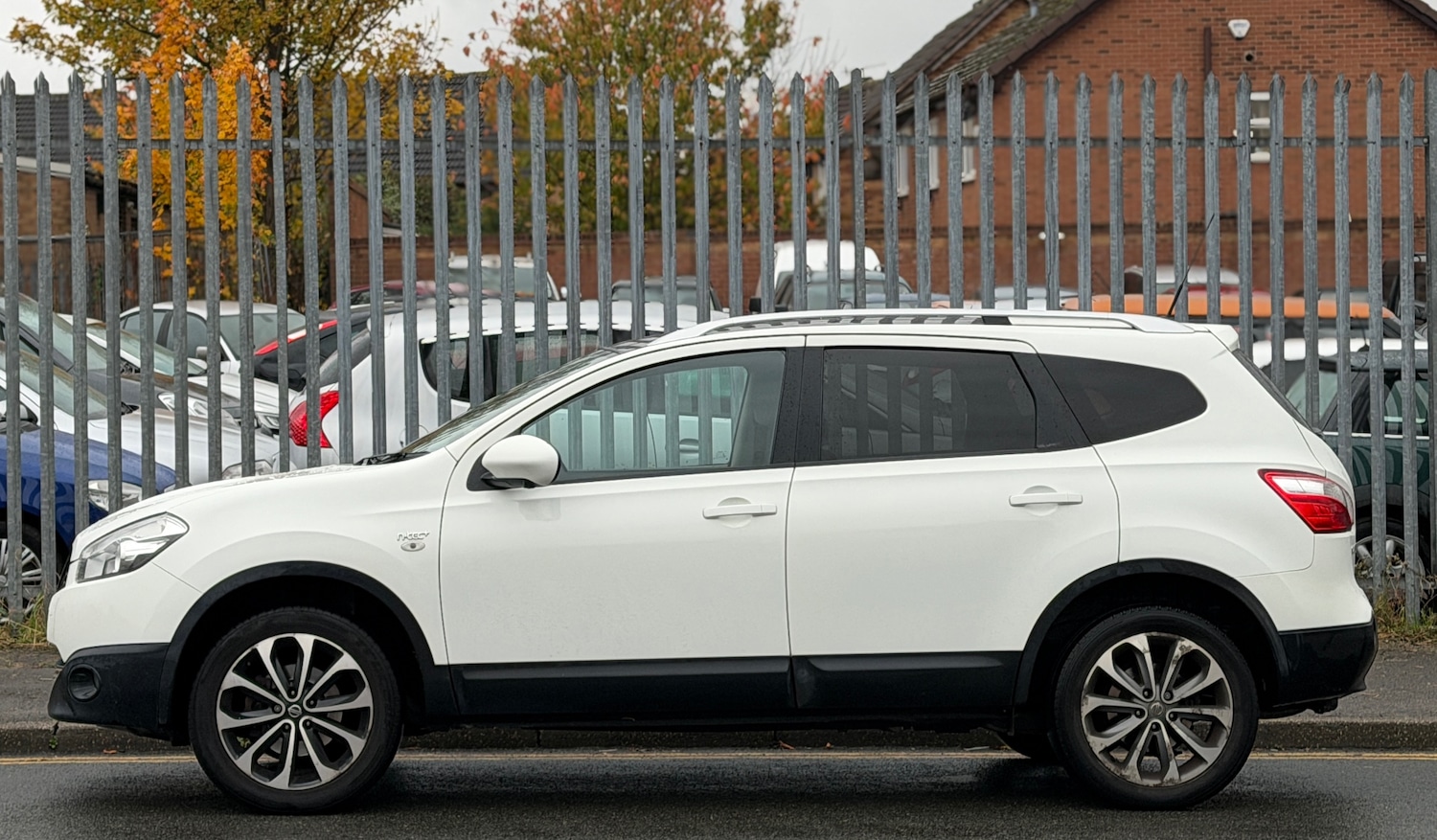 Used Nissan Qashqai+2 2013 for sale - 76319299: Photo 2