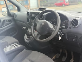 Used Peugeot Partner 2018 for sale - 78621296: Photo