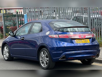 Used Honda Civic 2010 for sale - 78832536: Photo