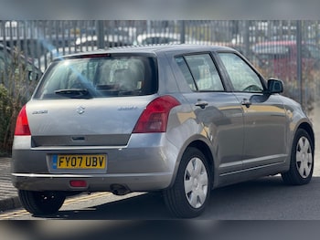 Used Suzuki Swift 2007 for sale - 75919387: Photo