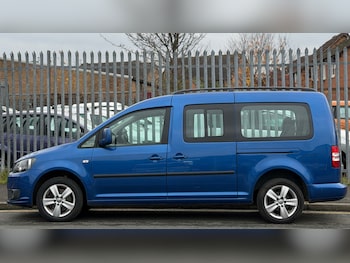Used Volkswagen Caddy Maxi Life 2015 for sale - 76517738: Photo
