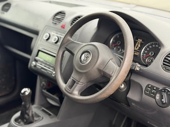 Used Volkswagen Caddy Maxi Life 2015 for sale - 76517738: Photo