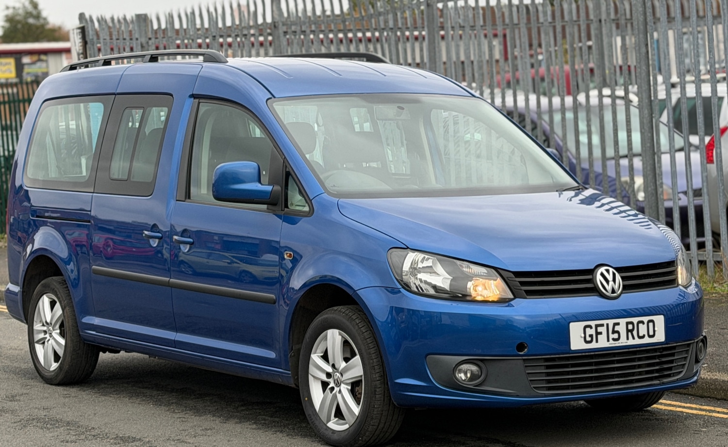 Used Volkswagen Caddy Maxi Life 2015 for sale - 76517738: Photo 8