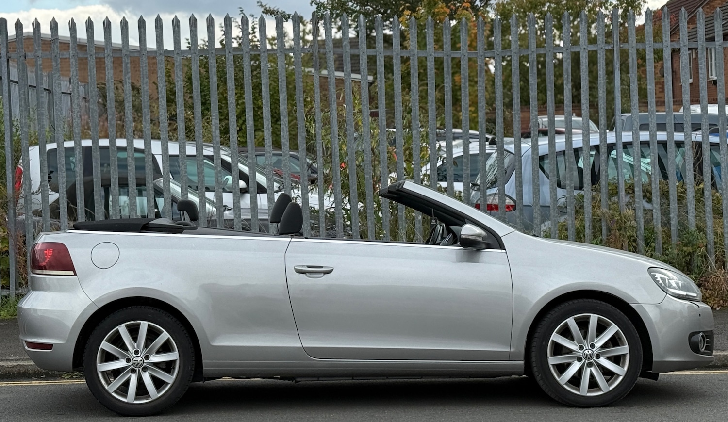 Used Volkswagen Golf 2012 for sale - 76131954: Photo 2