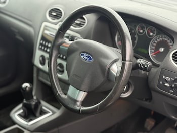 Used Ford Focus 2007 for sale - 76159767: Photo