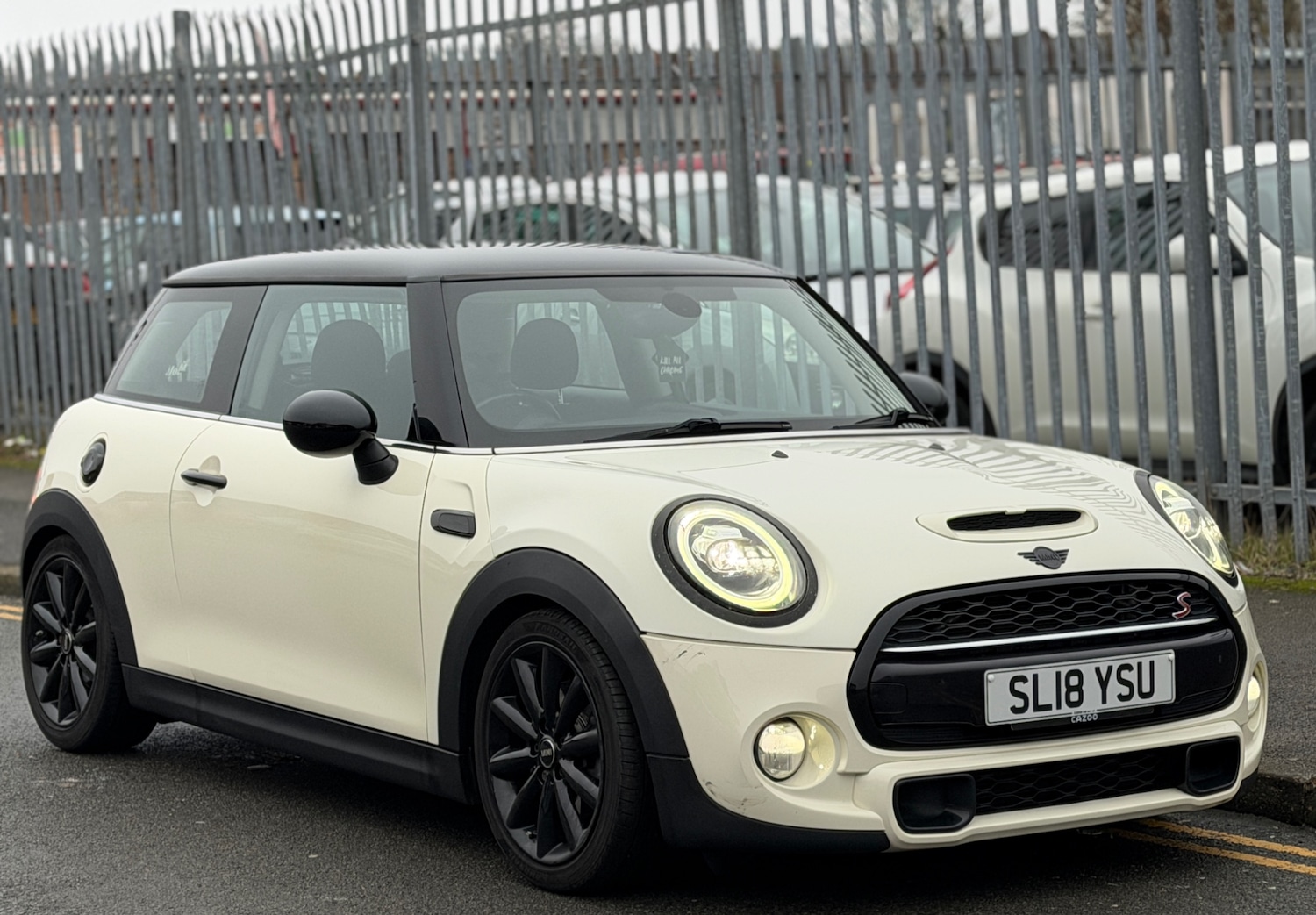 Used MINI Hatch 2018 for sale - 77127619: Photo 1