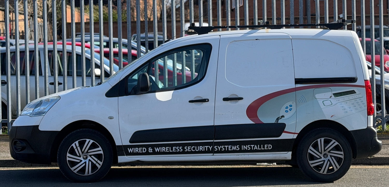 Used Citroen Berlingo 2010 for sale - 78055483: Photo 2