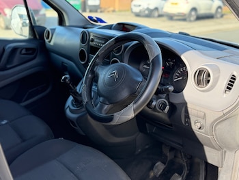 Used Citroen Berlingo 2010 for sale - 78055483: Photo