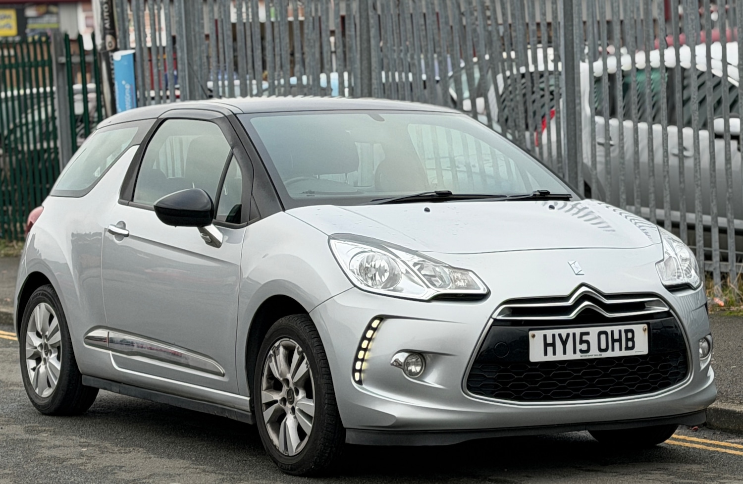 Used Citroen DS3 2015 for sale - 77357209: Photo 4