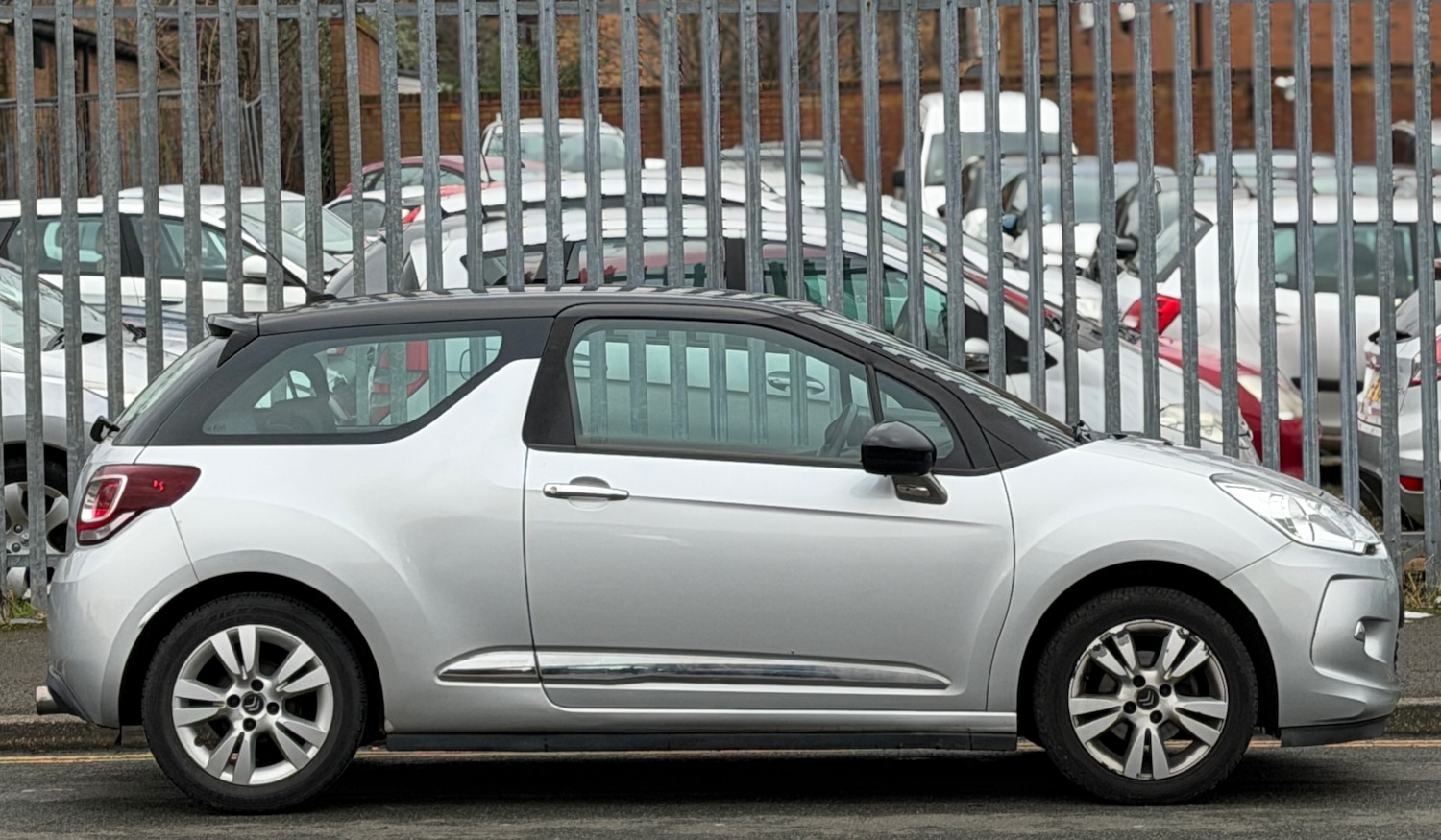 Used Citroen DS3 2015 for sale - 77357209: Photo 5